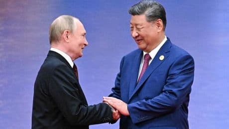 Gipfel in Tianjin: Putin und Xi fordern bei Gipfel in China neue Weltordnung