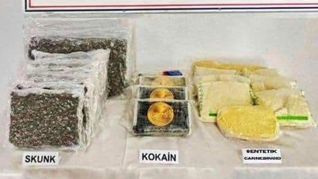 Piyasa değeri 100 milyon lira olan uyuşturucu ele geçirildi; 2 tutuklama