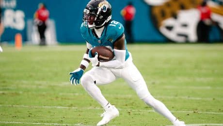 How ‘nervous’ Travis Hunter fared in dual-threat NFL debut