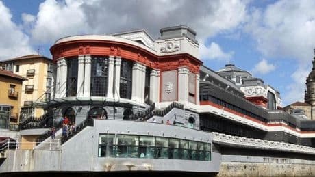 El mercado de La Ribera recurre a la Inteligencia Artificial para relacionarse con sus clientes