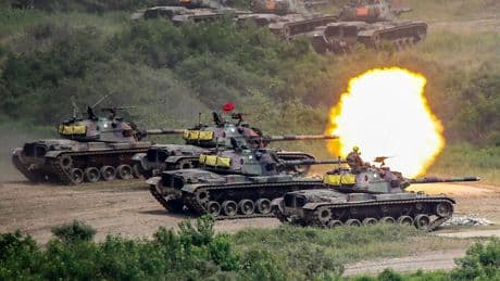Militär: Verteidigung gegen China – Taiwan zeigt neue US-Panzer