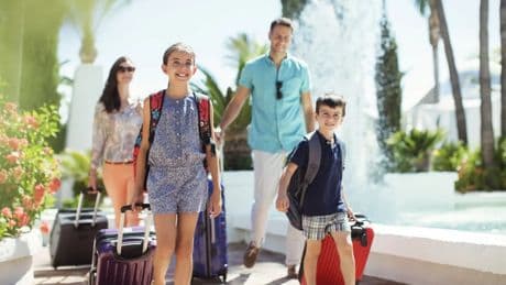 Encuesta | ¿Te parece bien que los hoteles prohíban alojarse a niños?