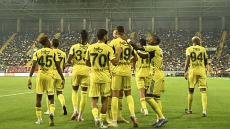 Ömer Üründül'den Gençlerbirliği-Fenerbahçe maçı yorumu! "Mourinho'ya öyle bilenmiş ki..."