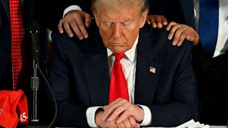 „Flitterwochen sind vorbei“ – Zustimmung für Trump bricht besonders bei einer Gruppe ein