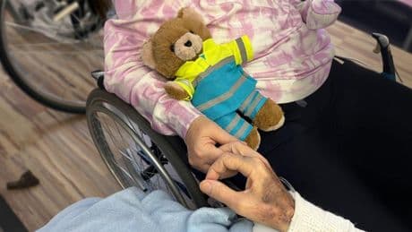 La ambulancia que cumple los últimos deseos: “Mi abuelo pudo volver a ver a mi abuela”