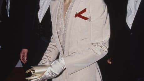 The Iconic Look That Exemplifies Giorgio Armani’s Impact