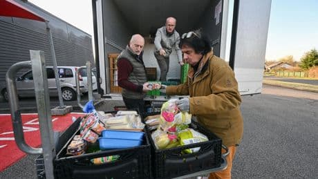 Gaspillage alimentaire : faut-il assouplir la réglementation des dons ?