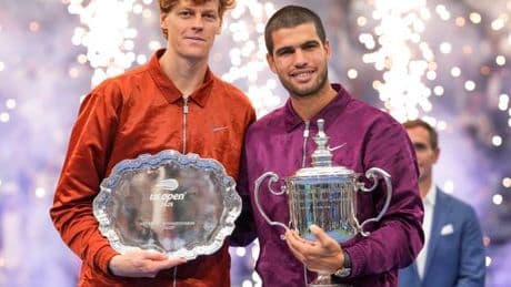 Carlos Alcaraz vainqueur de Jannik Sinner à l’US Open, nouvel épisode d’une rivalité qui porte le tennis toujours plus haut