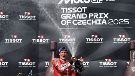 Marc Márquez se impone en el GP de la República Checa y avanza imparable hacia su noveno título