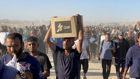 Israeli troops shoot Palestinian civilians approaching new aid centers