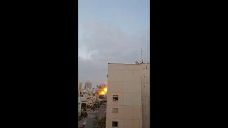 Missile iraniano colpisce un edificio residenziale a Beersheba
