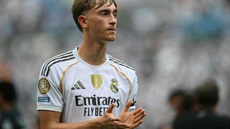 La sorprendente calma de Dean Huijsen, "un tío chill": "Su personalidad le hace diferente"
