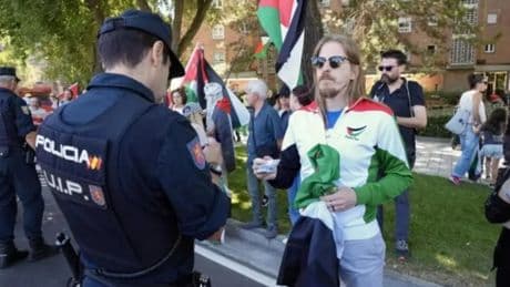 La Policía identifica al portavoz de Podemos Pablo Fernández en las protestas propalestinas