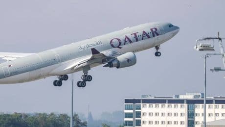 Charterflug mit 81 Straftätern nach Kabul: Was Katar mit Abschiebungen nach Afghanistan zu tun hat