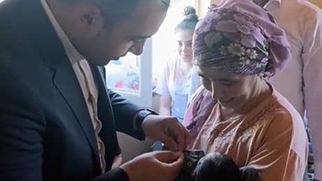 27 yıllık evli çiftin bir bebekleri daha doğdu: Kaymakam: Adeta 'Aile Yılı’na damga vurdular