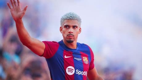 FC Barcelona Makes Araujo Sale Decision, Reports Mundo Deportivo