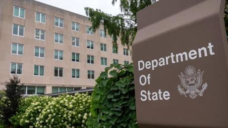 Aux Etats-Unis, plus de 1 300 fonctionnaires du département d’Etat ont été licenciés, comme l’a voulu l’administration Trump