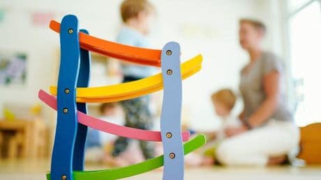 Kinderbetreuung: Kinder aus Migrantenfamilien starten später in Kita-Zeit