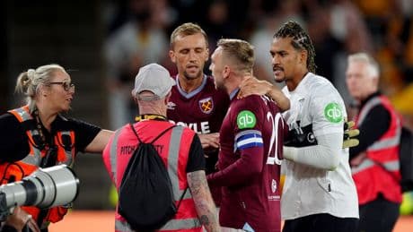 Why West Ham captain had to be pulled back by teammates after latest defeat