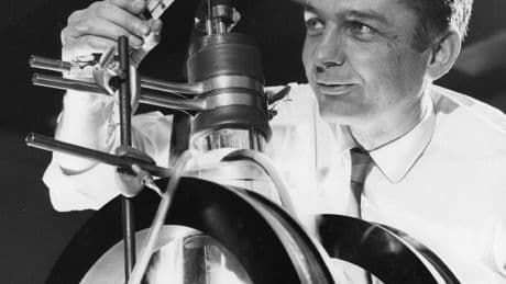 Ivar Giaever, Nobel Winner in Quantum Physics, Dies at 96