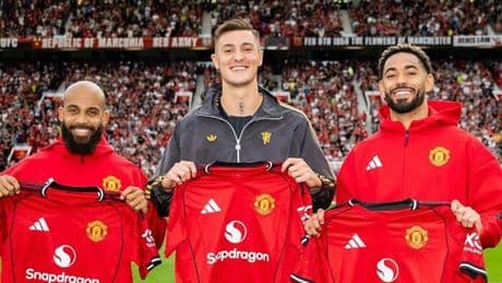 Manchester United, yeni hücum hattına servet harcadı