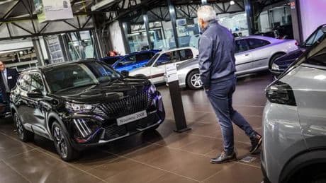 Le grand plongeon du marché automobile français