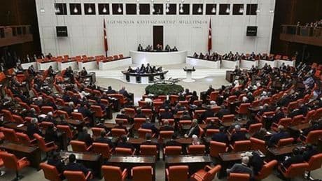 TBMM'nin çalışma süresi uzatıldı