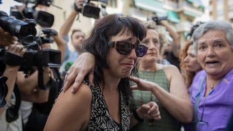 El hijo menor de Juana Rivas no quiere volver con su padre a Italia: «Me va a matar cuando vuelva, no puedo volver»