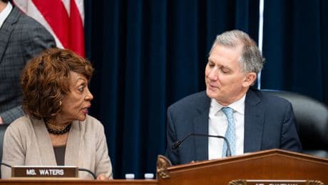 Why Top Democrats Are Revolting on Crypto Legislation