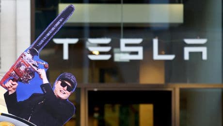 Conduite autonome, robotique, IA... Les chantiers qui attendent Elon Musk de retour chez Tesla