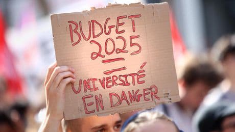 « Ce qui se passe aux États-Unis ne doit pas nous rendre aveugle » : les enseignants-chercheurs français montent au front pour défendre la liberté académique