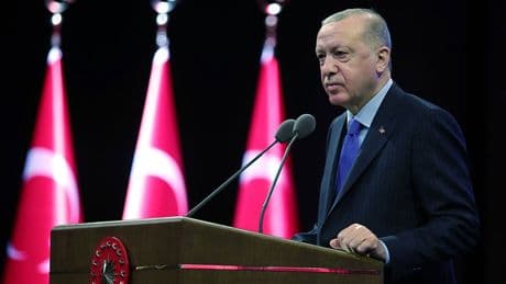 Cumhurbaşkanı Erdoğan, şehit ailesiyle telefonda görüştü: Terörü sindirdik