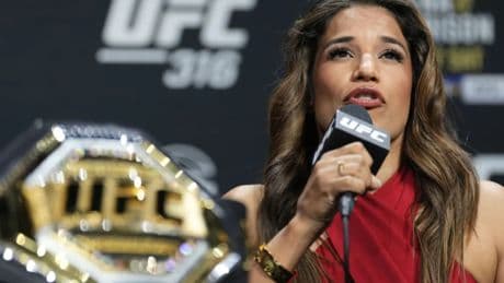UFC champ Julianna Pena visits Giants: ‘Incredible experience’