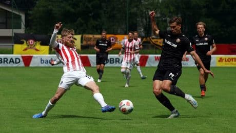 Generalprobe mit Licht und Schatten - 3:3! Dynamo verpatzt Sieg gegen Freiburg