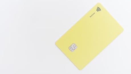 Cashback, paiement à l'étranger, 260 euros offerts... Tous les avantages de la banque Hello bank!