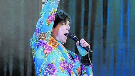 Los setentones Sparks enamoran con un show feliz