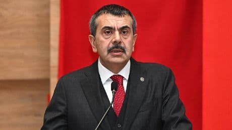 Bakan Tekin: Kürtçe eğitimle ilgili tüm adımlar atıldı