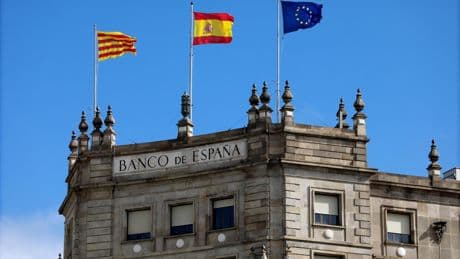 La deuda española se mantiene en niveles récord pero baja al 103,4% del PIB