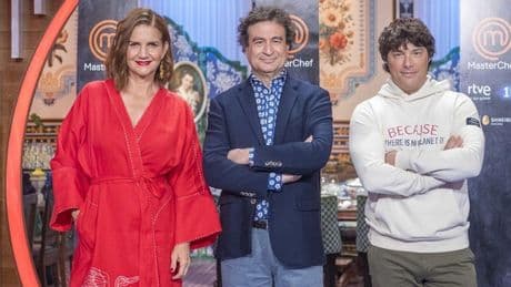Un actor, un exfutbolista, una cantante... TVE desvela los primeros famosos que participarán en 'MasterChef Celebrity 10'