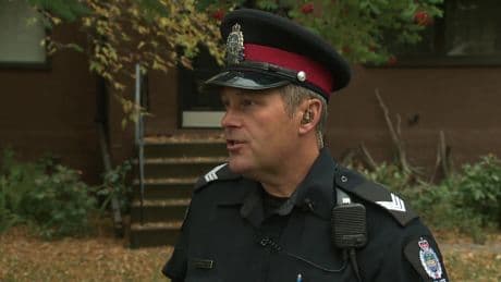 Edmonton police officer charged in shooting of stabbing suspect in 2024