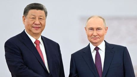 Putin e Xi Jinping rafforzano l’asse tra Russia e Cina. Firmati 26 accordi