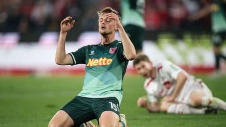 2. Fußball-Bundesliga: Jahn Regensburg steigt trotz Remis ab - Köln enttäuscht