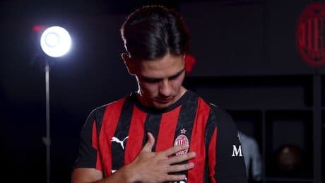 <p>Jashari, c&rsquo;&egrave; gi&agrave; chi ti stronca: &ldquo;&Egrave; un altro De Ketelaere, al Milan sar&agrave; una riserva&rdquo;</p>