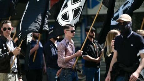A Paris, la justice valide l’interdiction d’une manifestation antifasciste, mais autorise celle d’un groupe néofasciste