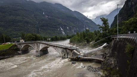 Zeer warme Middellandse Zee zorgt voor veel regen en mogelijke overstromingen in Alpen, ANWB waarschuwt vakantiegangers