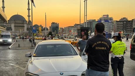 İstanbul'da "huzur" uygulaması: Yüzlerce şüpheli gözaltında