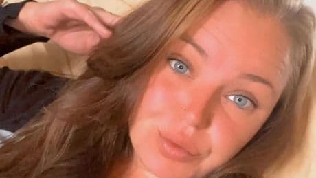 'Screaming' mum drowned in rising tide as daughter tried to free her from rocks