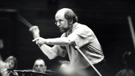 Mort de Roger Norrington, chef d’orchestre britannique brillant et iconoclaste