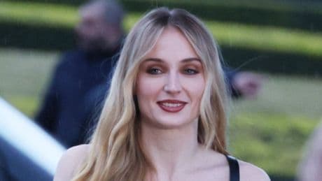 "Game of Thrones": Sophie Turner verteidigt ihre Skandalszene