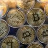Waarom laden bedrijven zich vol met bitcoin? Op een exclusief congres in Wyoming verdienen ze er in elk geval goed aan
